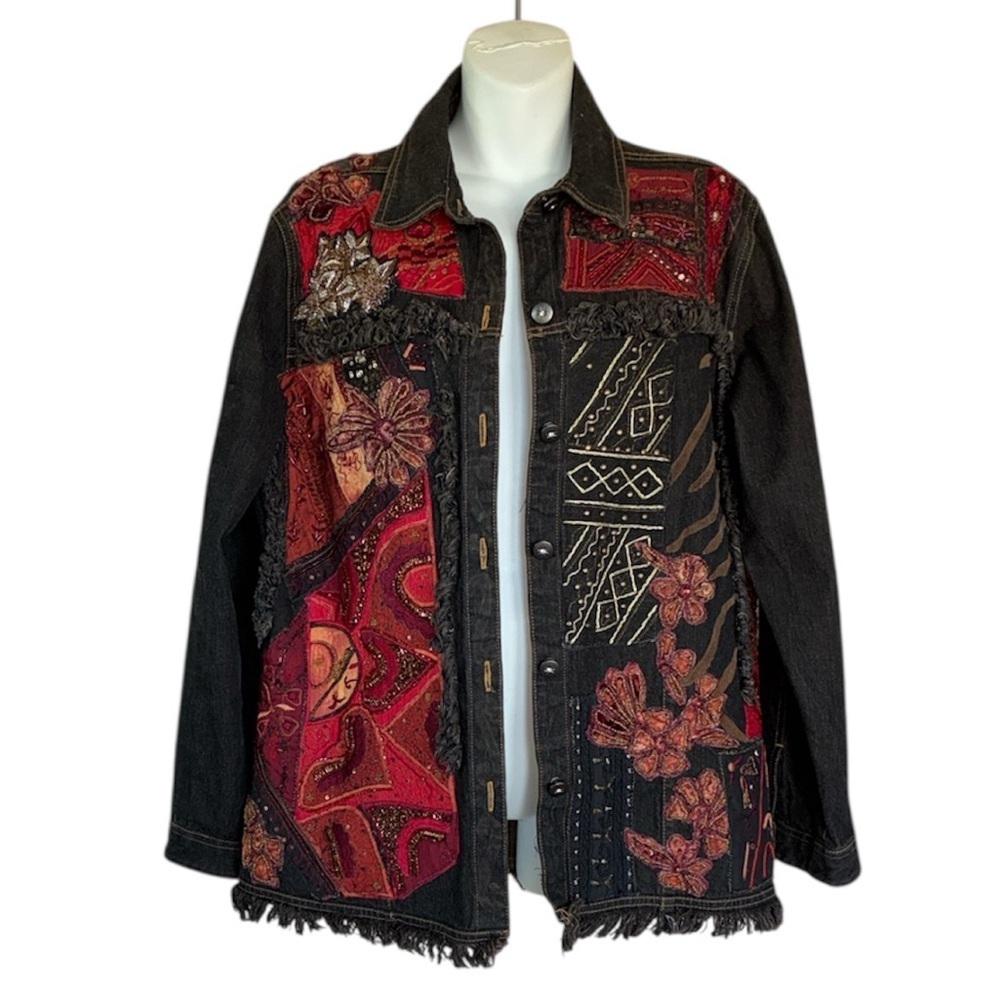 Chico's denim Jean Jacket Women's L, EUC, dark grey with red, embellished, beads